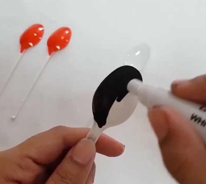 Color Spoon Black For Ladybug - Garden Decor DIY