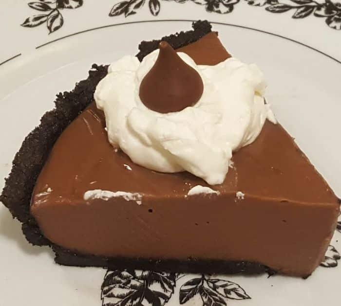 How To Make No-Bake Milk Chocolate Pudding Pie