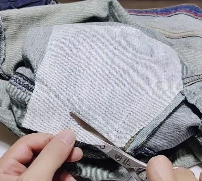 How to Fix Jean Hole Invisibly