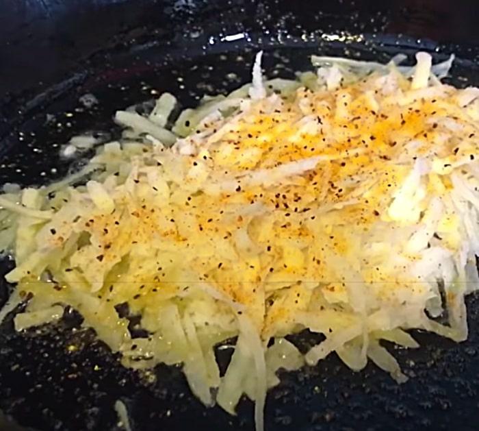 Fry Hash Browns In Clarified Butter To Get A Crispy Crust Every Time