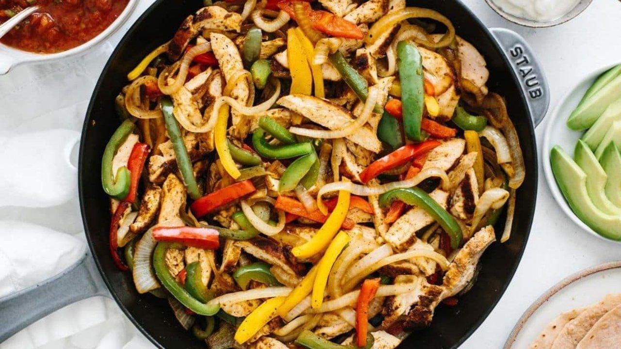 26-Minute Mexican Chicken Fajitas