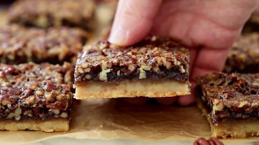 Easy to make Pecan Pie Bars Recipe