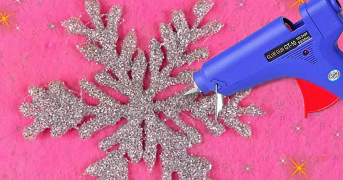 DIY Glue Gun Snowflake Window Cling