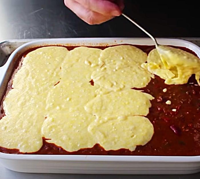 Make topping for a chili casseole with Jiffy cornbread mix