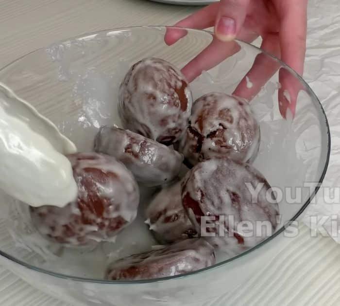 Easy To Make Glazed Chocolate Balls