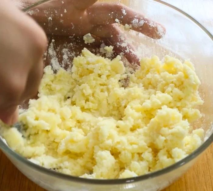 Easy and Delicious Potato Pizza Recipe