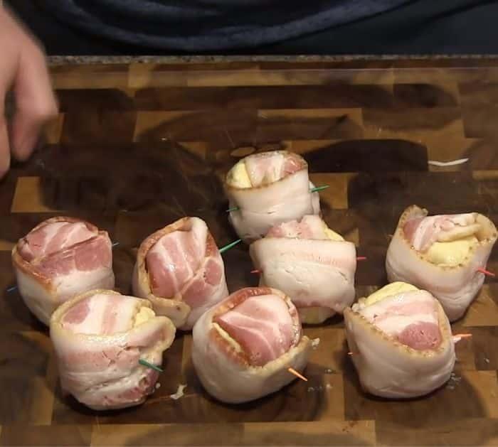 Cheesy Bacon Biscuit Bombs Instructions