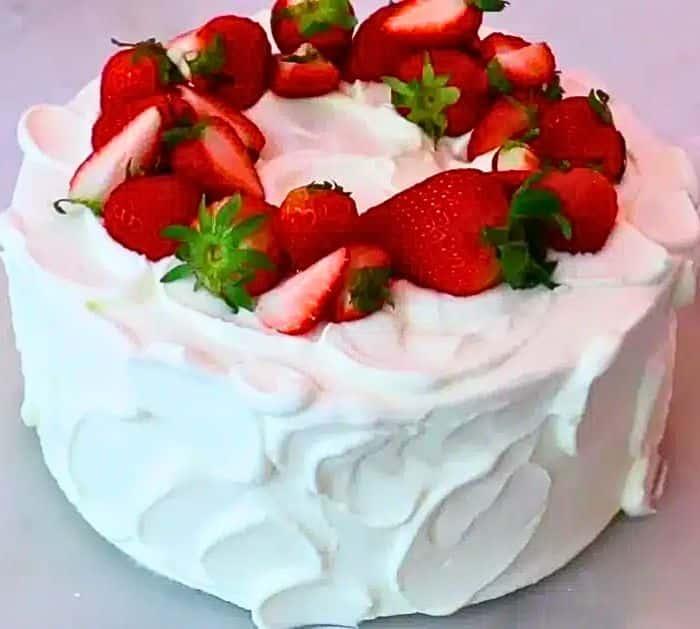 How to Make Fluffy Strawberry Cream Chiffon Cake
