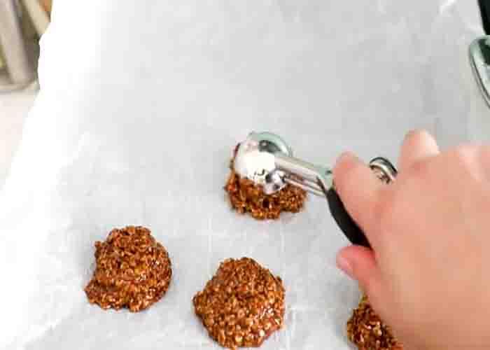 Assembling the no-bake chocolate peanut butter cookies