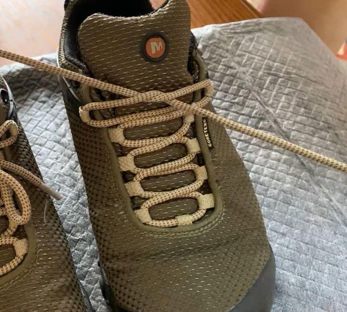 How to Tie a Shoelace That Won’t Come Undone