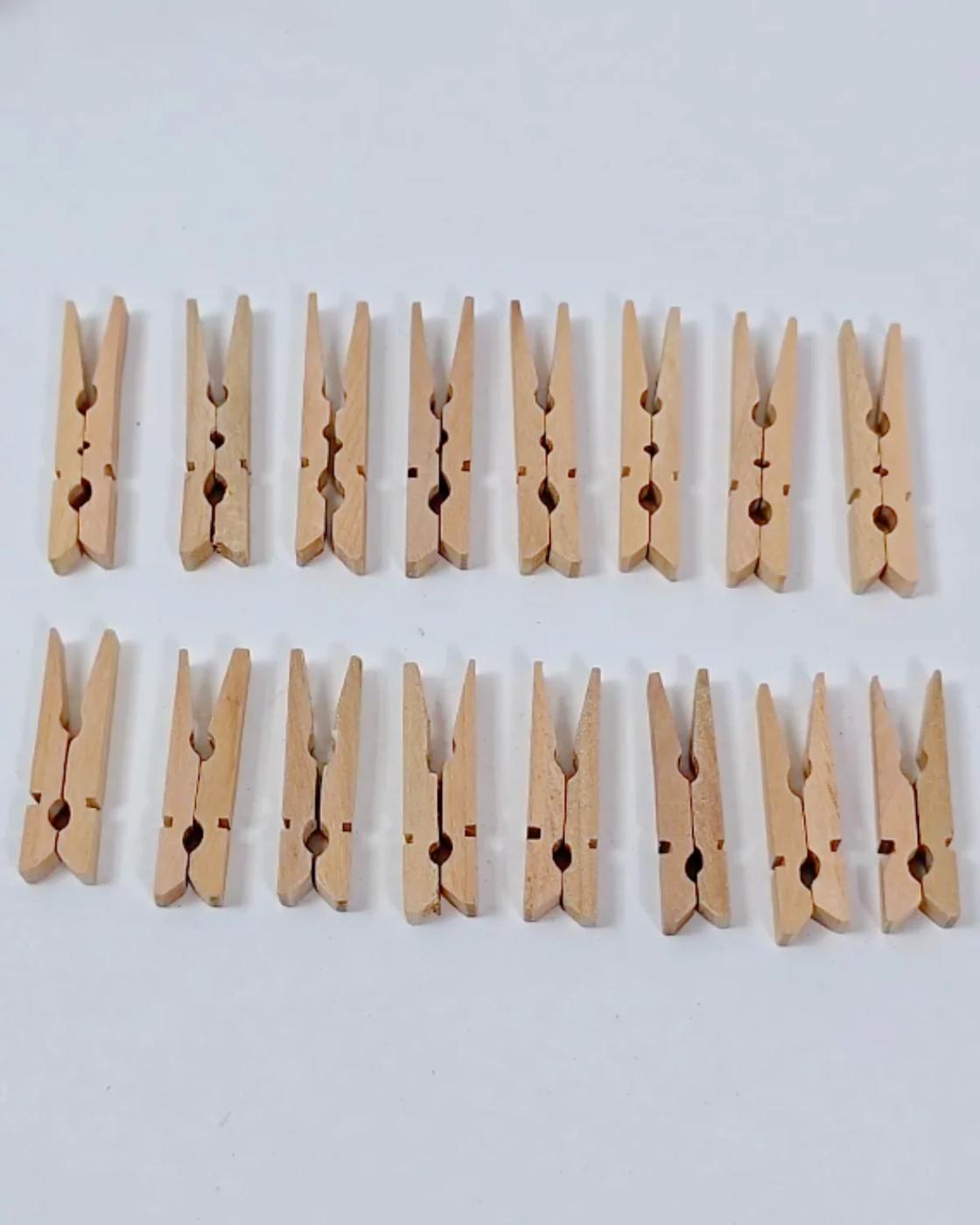 Easy Clothespin Snowflake Ornaments
