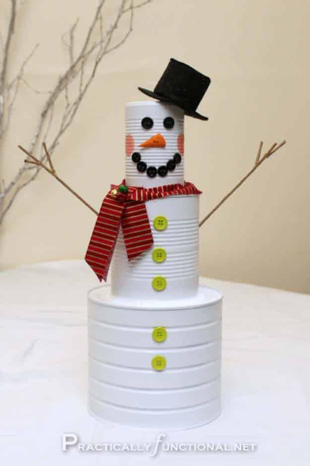 Awesome DIY Christmas Home Decorations and Homemade Holiday Decor Ideas - Quick and Easy Decorating ideas, cool ornaments, home decor crafts and fun Christmas stuff | Crafts and DI