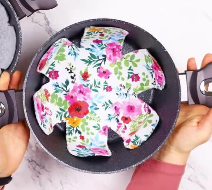 Easy To Sew DIY Pan Protector