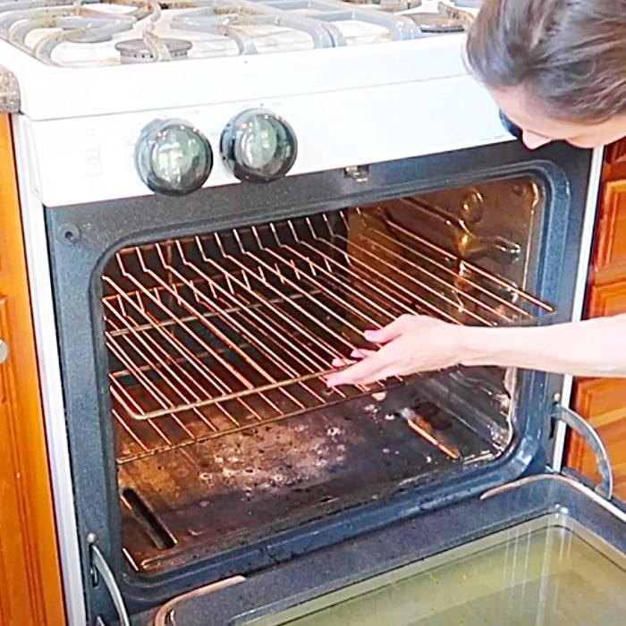 Clean A Dirty Oven - How To Clean Oven Racks - Bathtub Cleaning For Large Items