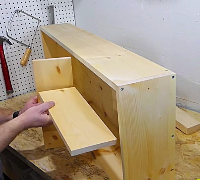 Make a quick easy DIY Wall mounted Fold Down Desk
