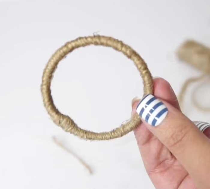Twine Covered Binder Rings - Easy DIY Shelf