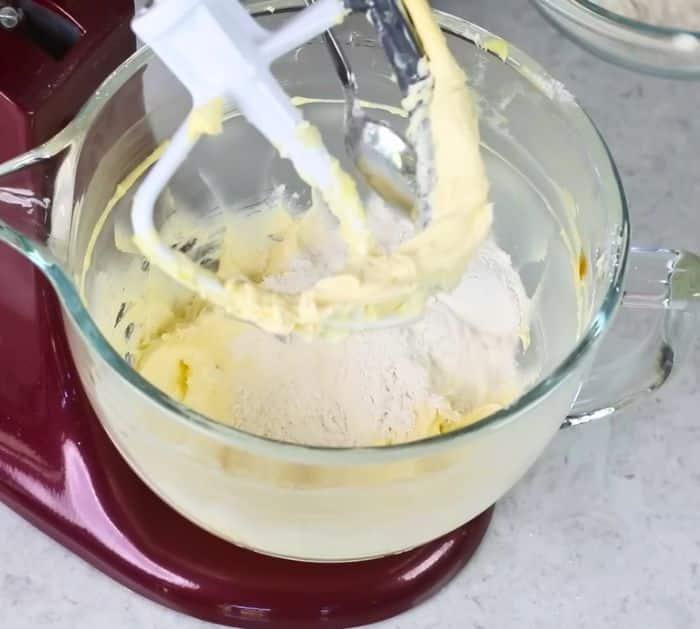 Easy Whipped Shortbread Cookies Ingredients