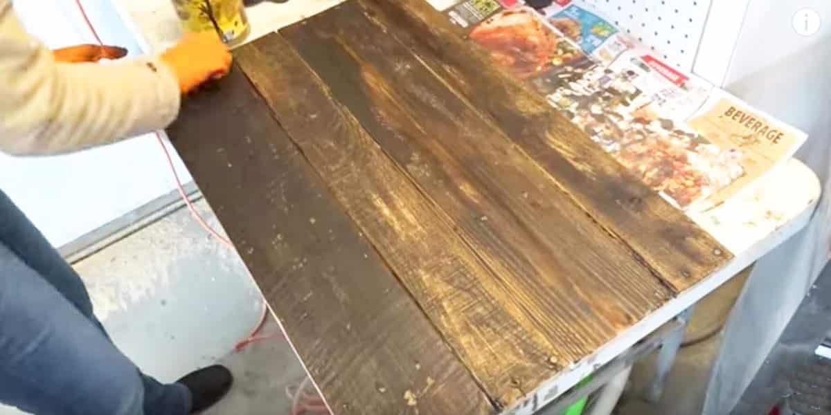 She Nails And Stains Pallet Wood And What She Makes Is The Best Gift You Can Give!