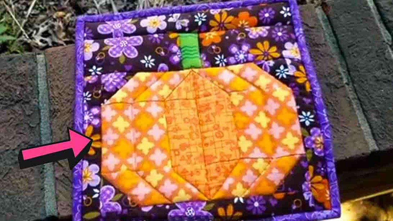 DIY Pumpkin Potholder Tutorial