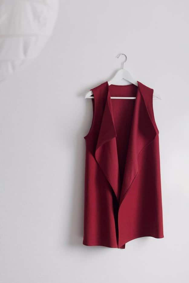 Sleeveless Vest DIY, a beginner friendly sewing pattern idea and a simple weekend sewing project and the results are worth it