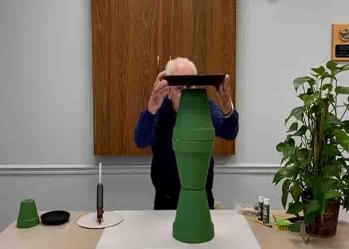 Decorating the terracotta birdbath