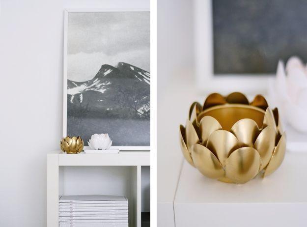 DIY Plastic Spoon Water Lilies, forgiving enough for a first attempt and a smart way to add personality to a room