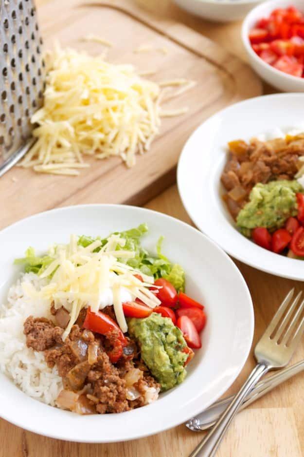 Crock pot salsa beef with ground beef, peppers and onion cooked in salsa, an easy healthy crockpot meal