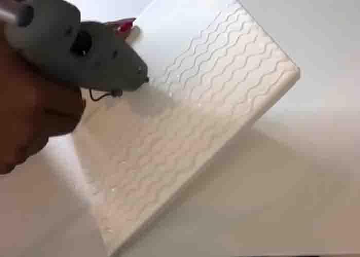 Designing the canvas for the 3D yarn wall decor