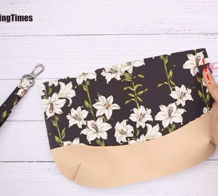 DIY Clutch Purse Bag and Wrislet Tutorial Instructions