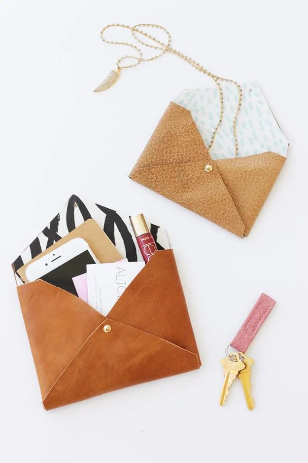 Quick Last Minute DIY Gifts You Can Make - DIY Leather Envelope Clutch - Easy and Quick Last Minute DIY Gift Ideas for Mom, Dad, Him or Her, Freinds, Teens, Kids, Girls and Boys. F