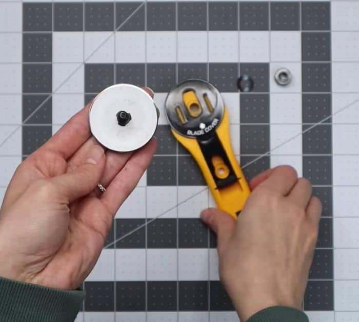 Dull rotary blade