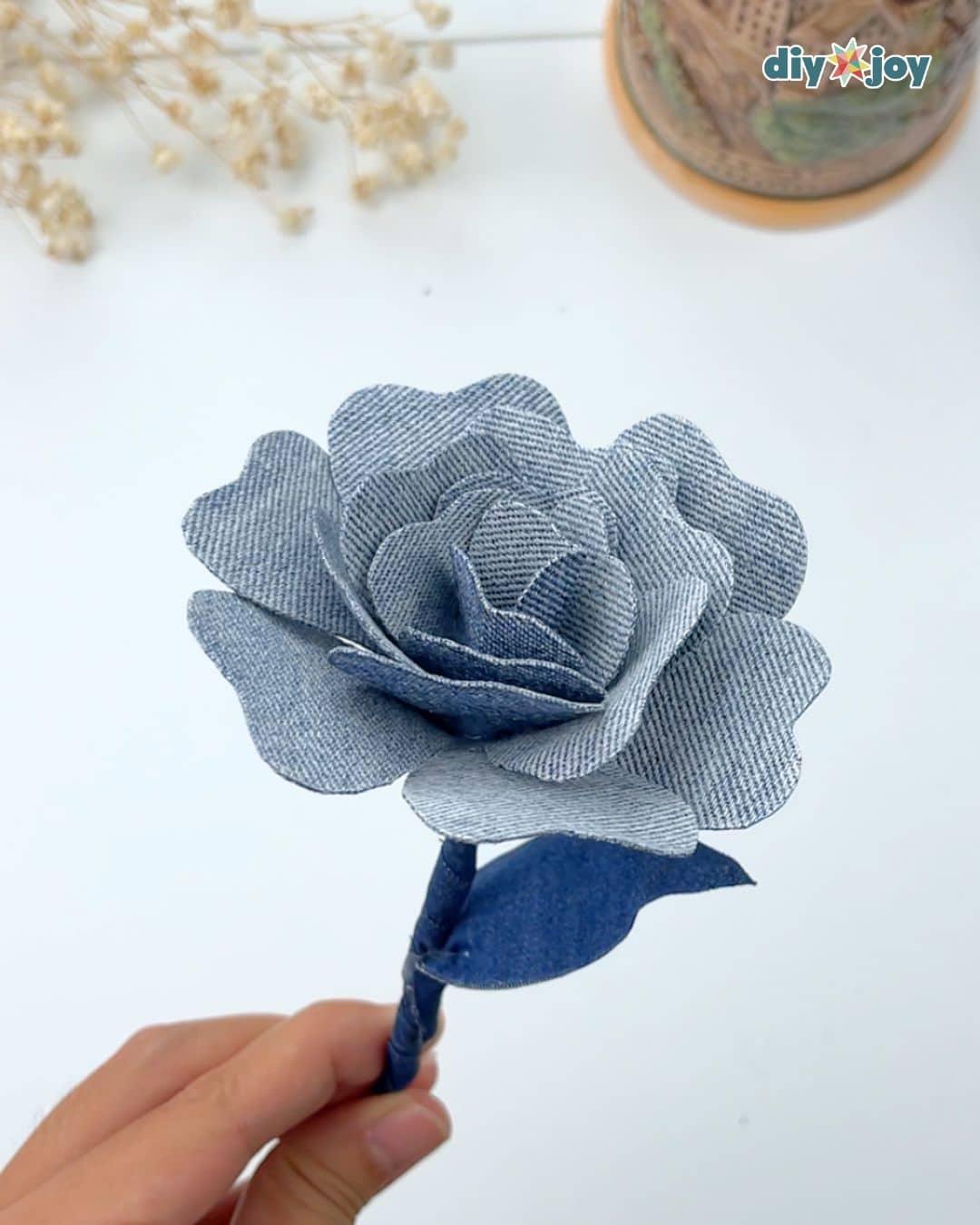 Denim Roses From Old Jeans — finishing touches