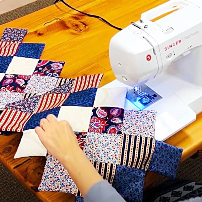 Quilt Square Table runner - Simple Sewing Projects - Free Sewing Patterns