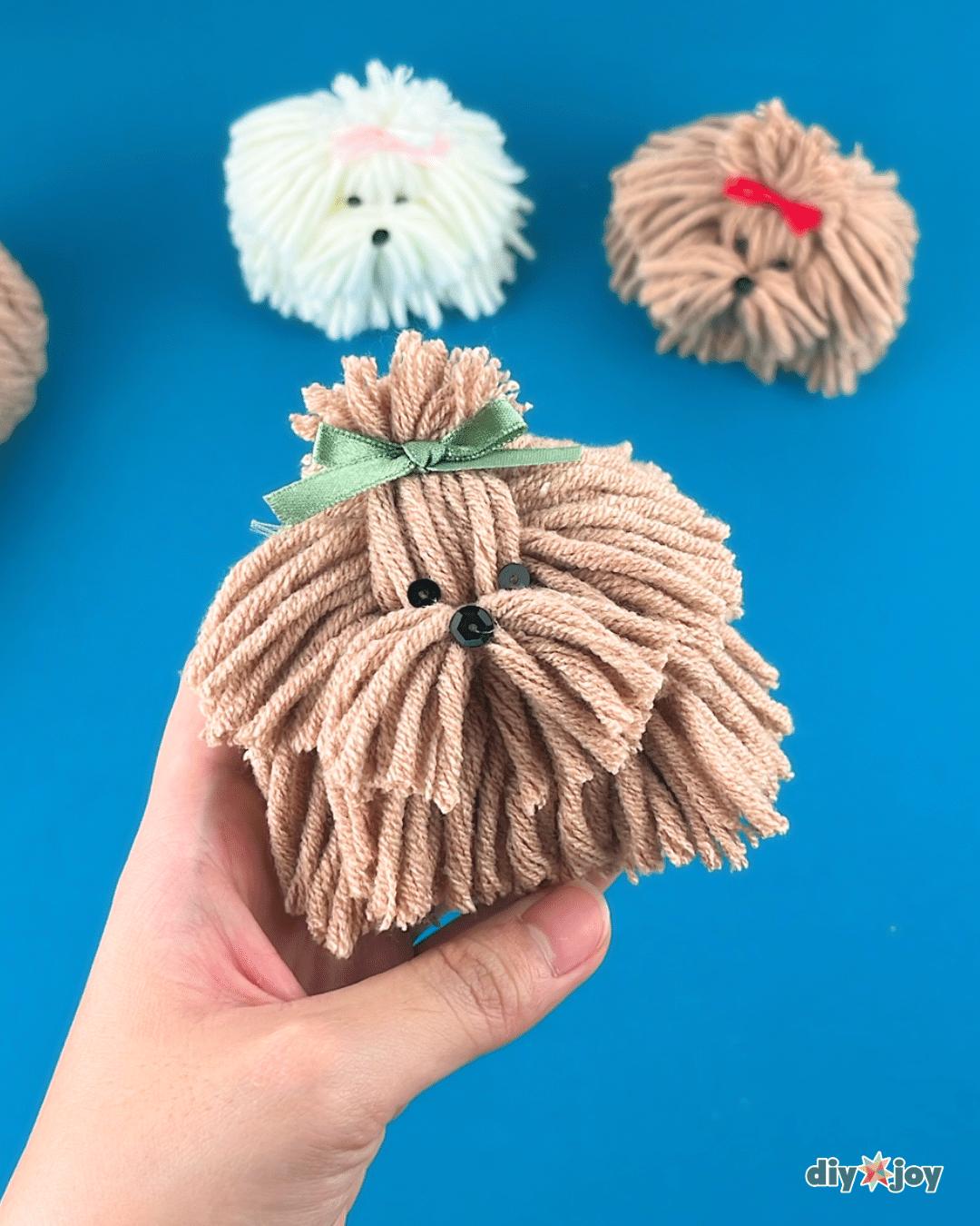Homemade Yarn Dog — crafts to do with yarn