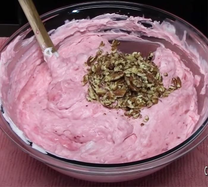 How To Make Strawberry Delight Salad Recipes - Strawberry Salad Recipes - No Bake Desserts