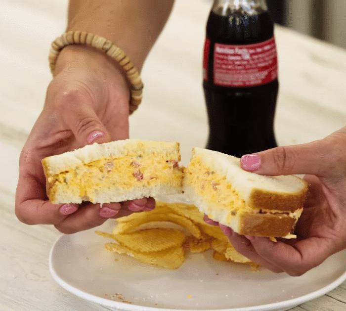 How to Make Southern Pimento Cheese