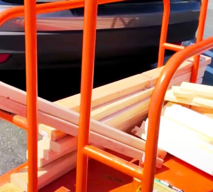 Make A Slatted Bench With Wood From Home Depot - Use Pre-Cut Wood For A Slatted Bench - DIY Outdoor Decor