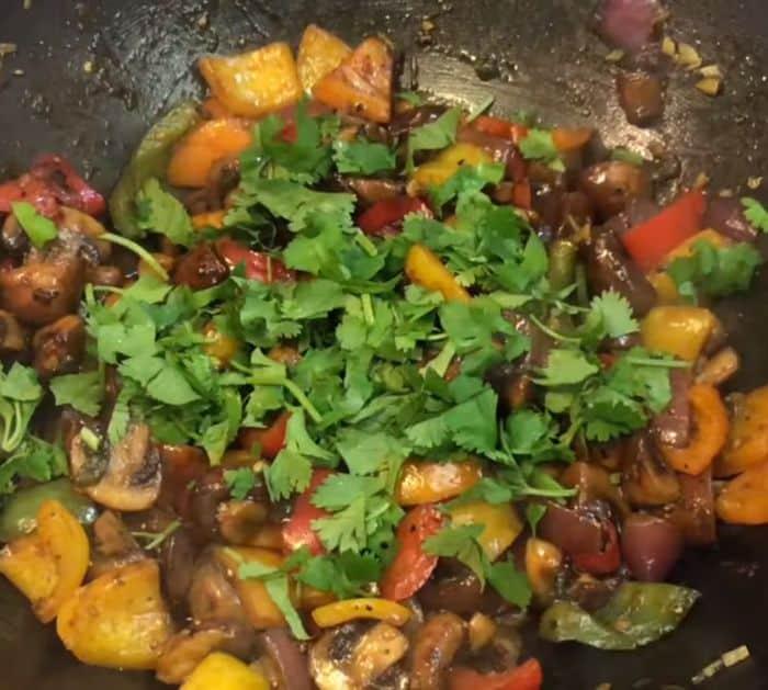 Garlic Mushroom Pepper Fry Recipe Instructions