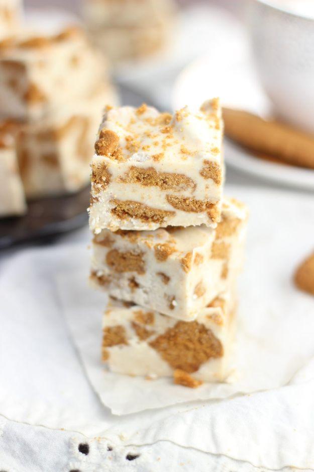 5-Minute Biscoff Cinnamon Bun Fudge
