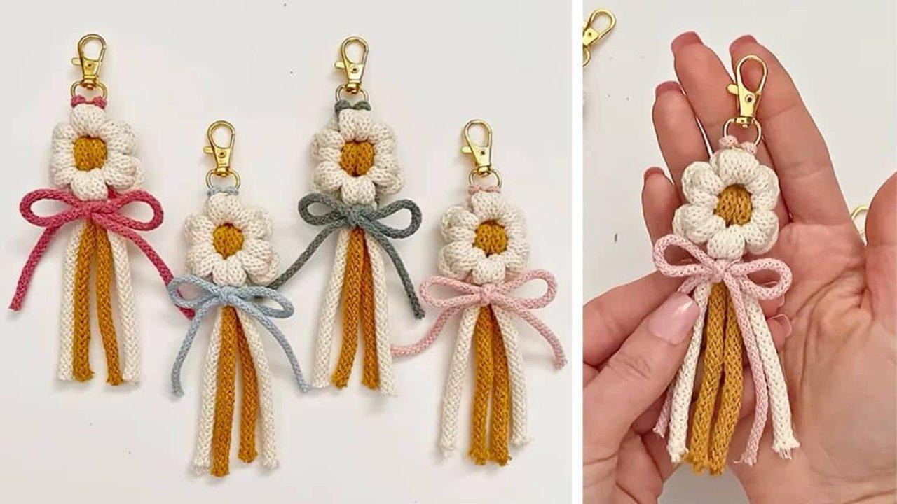 Easy Macrame Daisy Keychain