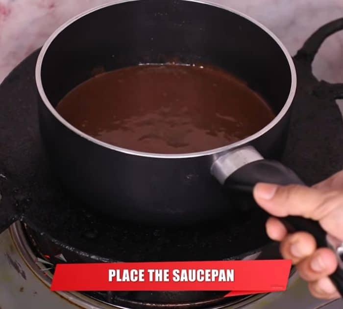 No-Bake 3-Ingredient Chocolate Cake Instructions