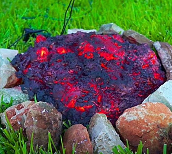 How To Make a Faux Fire For A Yard Prop - Halloween Ideas - Haunted House Decor