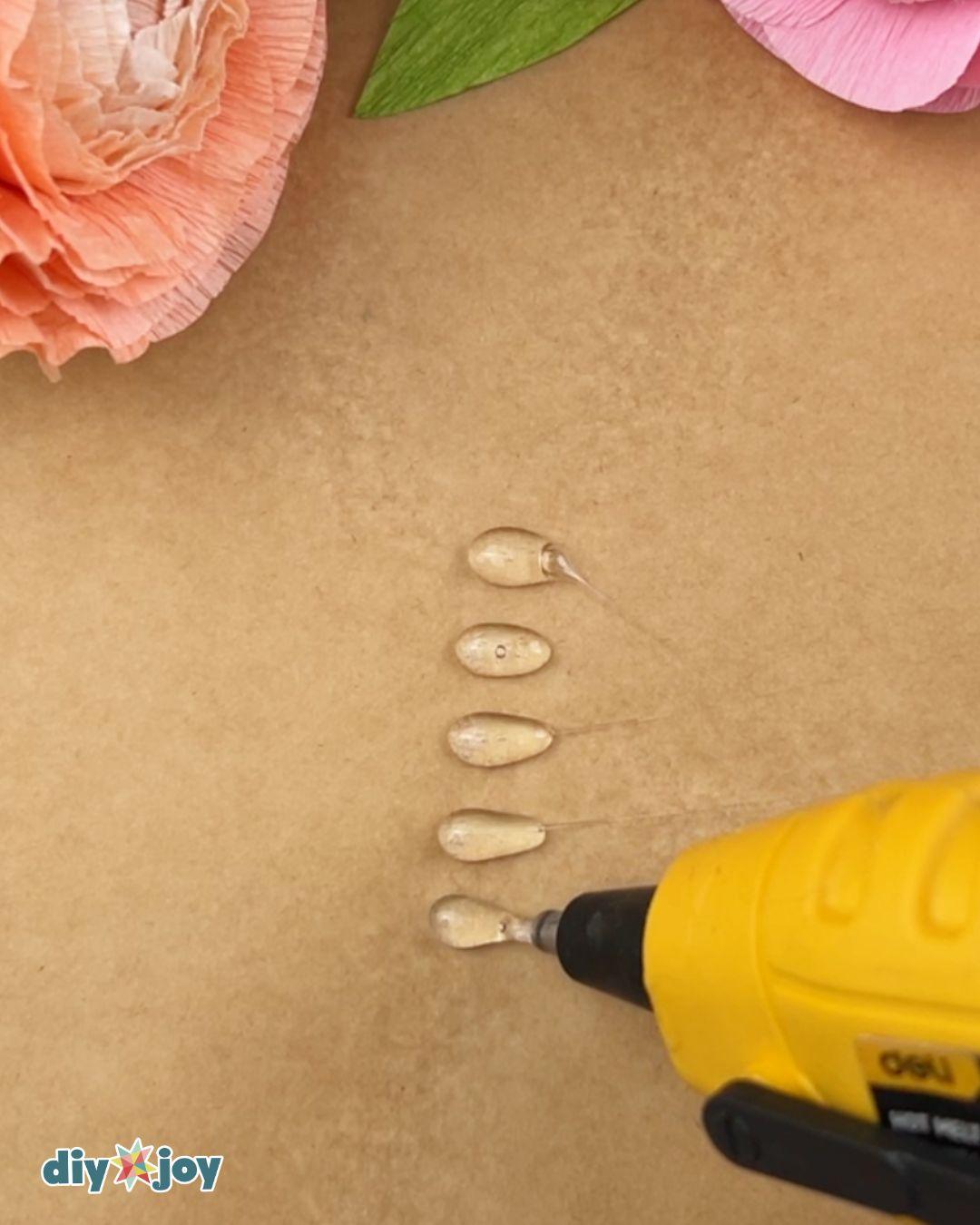Homemade Hot Glue Flowers — forming the petals