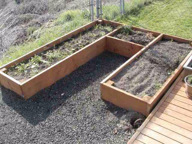 Curved Raised Beds, a raised garden bed idea worth trying this season and handy for your next project