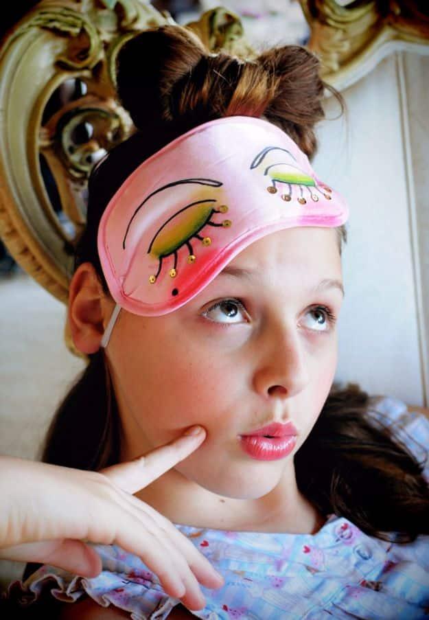 Fun Eye Mask, a charming handmade gift for a friend who loves to nap and a quick weekend sewing project with a big payoff