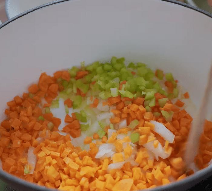 How to Make Black Bean Soup