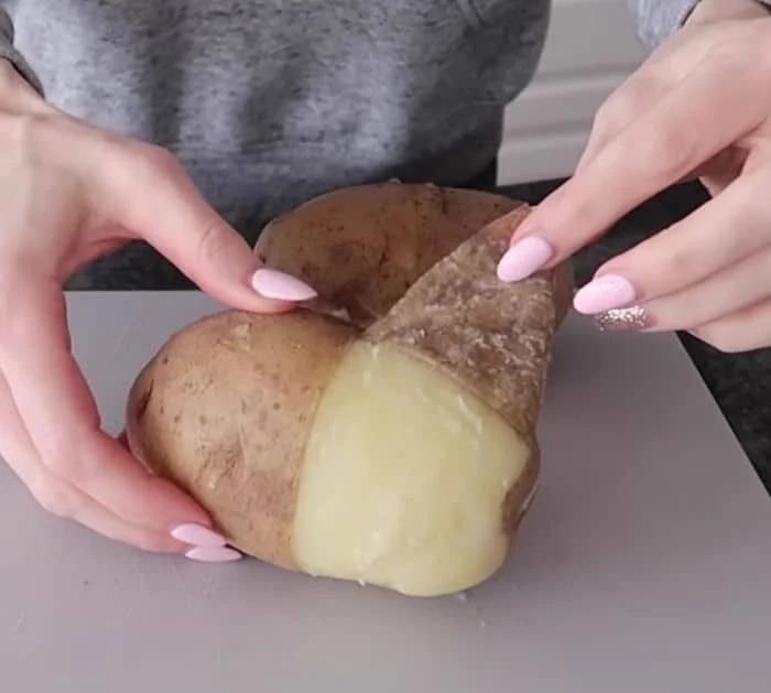 The Quickest Way Of Peeling A Potato