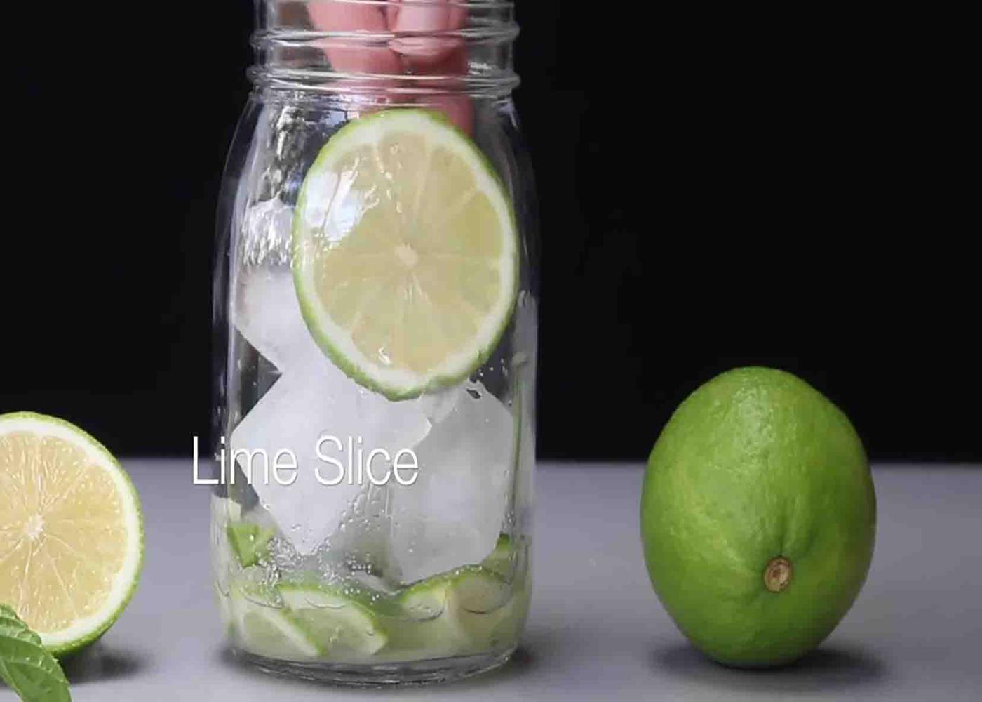 Preparing the fresh citrus virgin mojito drink