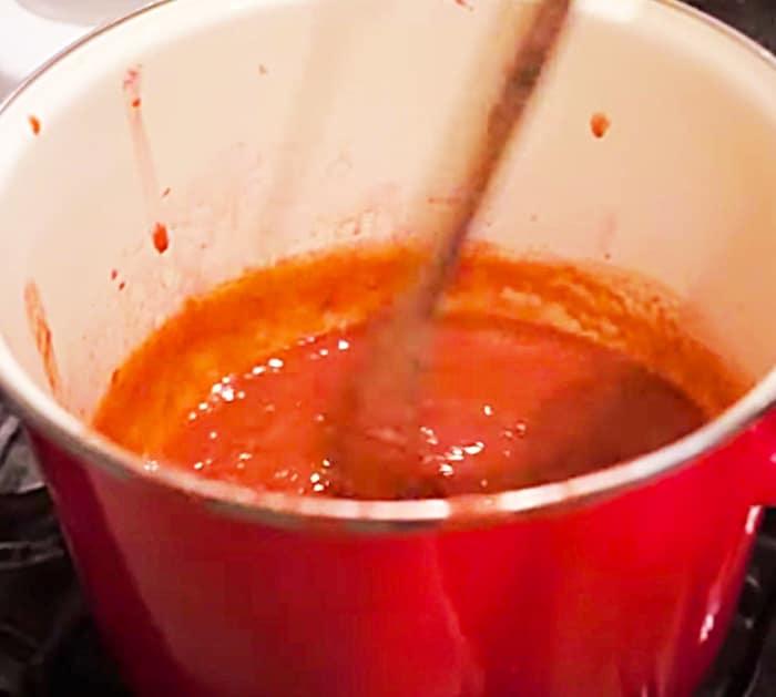 Mash And Cook Fruit For No Sugar Jam - Make Jam With No Sugar - How To Can Jam