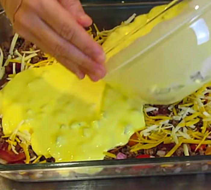 Make a low carb bacon cheeseburger casserole